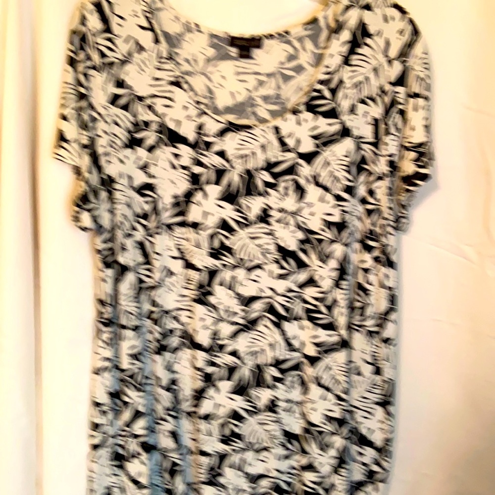 Black and off white print blouse